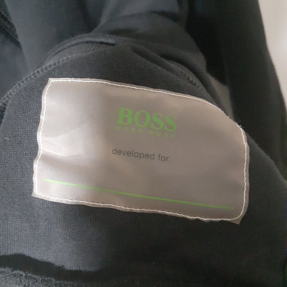 HUGO BOSS - Picture 4 of 4